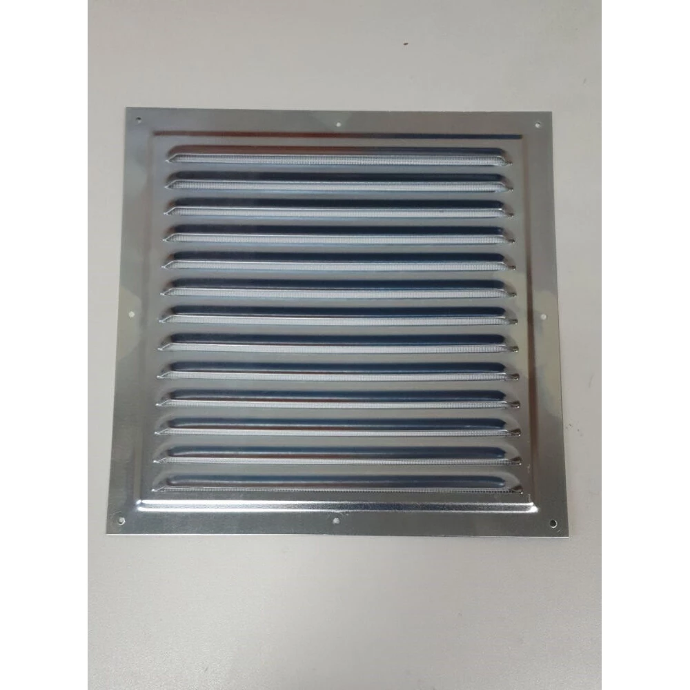 Решітка зовнішня квадратна 200х200mm